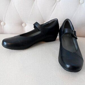 Dansko Women's Black Leather Fawna Mary Jane Shoes Size 41 (9.5 US)